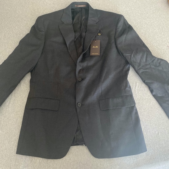 NEW WITH TAGS! $297 RETAIL! SIZE 40R MEN'S SUIT JACKET TASCO ELLA LOT2636